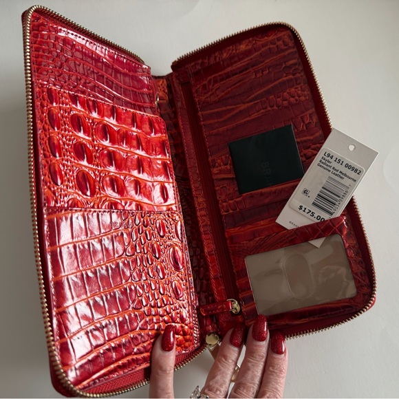 Brahmin- Skyler - Retired Radiant Red Melbourne Genuine Leather- NWT - Picture 3 of 10